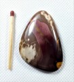 Jaspis mokait o ciepłych barwach ziemi
Rozmiar kamienia 4,4 cm x 3,0 cm