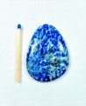 Lapis lazuli kamień do oprawy. Niebieska elegancja i piękno.
Rozmiar kamienia 4,1cm x 3cm