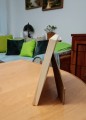 Obrazek z jaspisem krajobrazowym w ramce. 
Wymiary ramki 10 cm x 14 cm
Ramka z podwójną opcją: zawieszka i podpórka