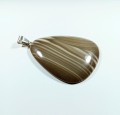 Wisiorek Krzemień pasiasty na posrebrzanej zawieszce
rozmiar kamienia 5,6 cm x 4,3 cm