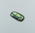 Labradoryt 
Kamień ręcznie formowany i oszlifowany 
Rozmiar kamienia 18 mm x 34 mm