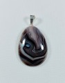Agat z Botswany na posrebrzanej zawieszce
Rozmiar kamienia 40mm x 28mm