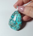 Chryzokola na posrebrzanej zawieszce
Rozmiar kamienia 43 mm x 31 mm