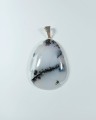 Opal mszysty (dendrytowy) na zawieszce 
rozmiar kamienia 47mm x 36mm