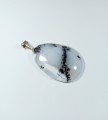 Opal mszysty (dendrytowy) na zawieszce 
rozmiar kamienia 47mm x 36mm