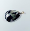 Wisiorek Sodalit na posrebrzanej zawieszce granatow-biały
Rozmiar kamienia 48mm x 37mm
