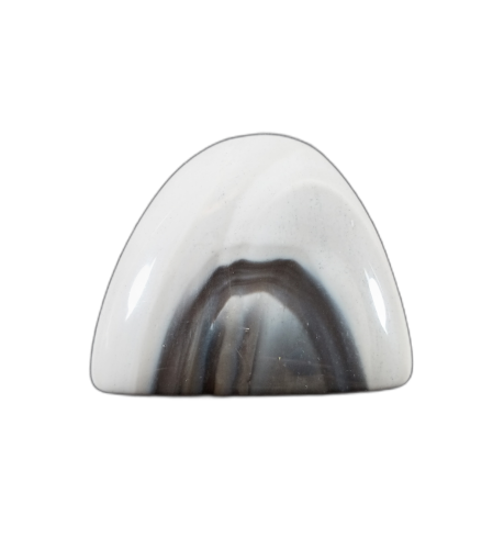 Krzemień pasiasty kaboszon 
Rozmiar kamienia 45 mm x 51 mm