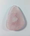 Wisiorek kwarc różowy kaboszon różowa chmurka
Rozmiar kamienia 53mm x 48mm