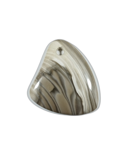 Krzemień pasiasty z otworkiem
Rozmiar kamienia 66 mm x 54 mm