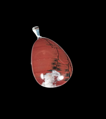 Wisiorek z jaspisu czerwonego na posrebrzanej zawieszce