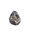 Czaroit, naturalny kamień ręcznie formowany, szlifowany, kaboszon