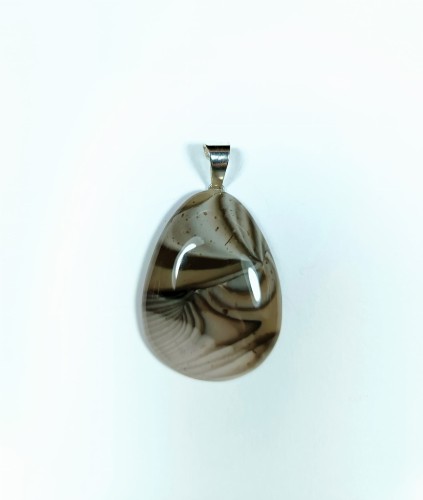 Wisiorek krzemień pasiasty na posrebrzanej zawieszce