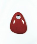 Jaspis czerwony z otworkiem na rzemień