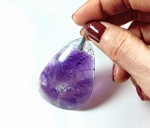 Wisiorek Ametyst na zawieszce ze stali szlachetnej