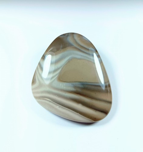 Krzemień pasiasty wisiorek z otworkiem