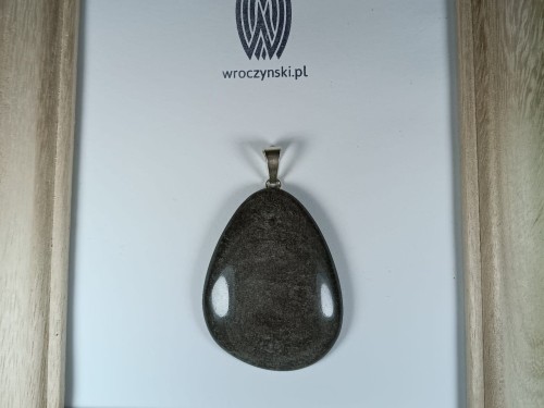 Wisiorek z obsydianu migotliwego na posrebrzanej zawieszce
