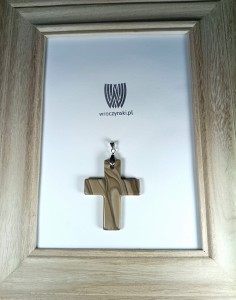 Krzyżyk z krzemienia pasiastego 