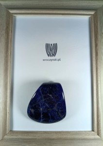 Wisiorek Sodalit z otworkiem na rzemień, granatowy